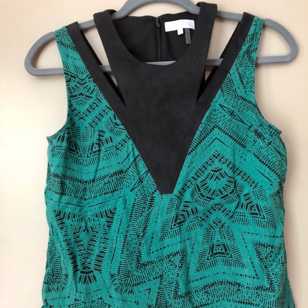 1.State Aztec Print Tank